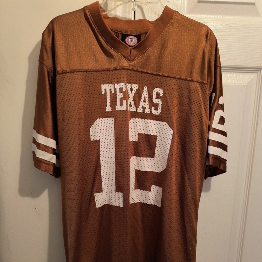 Colt McCoy Texas longhorn #12  Home Vintage Jersey. Boys size X-Large 18-20